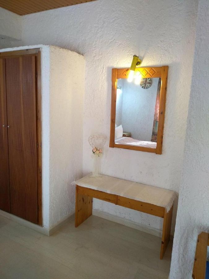Villas Irene 8 Family Apartments Gournes Gouvon Екстер'єр фото